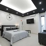 Suite16 & 4*