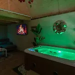 Suite16 & 4*