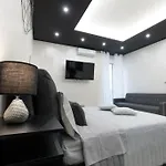 Bed & Breakfast Suite16 & 4*