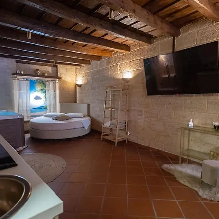 Couette-café Suite16 & 4*