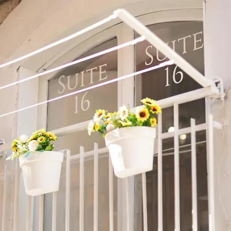 Suite16 & Μπαρλέτα